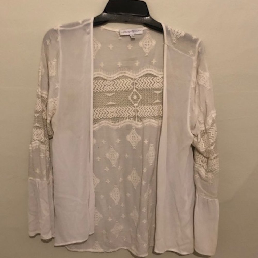 Bell Sleeve lace overcoat
